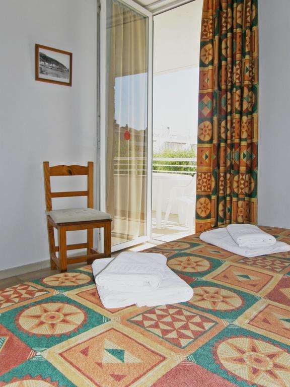 Apartamentos Miami ลาเอสตาร์ติต ภายนอก รูปภาพ