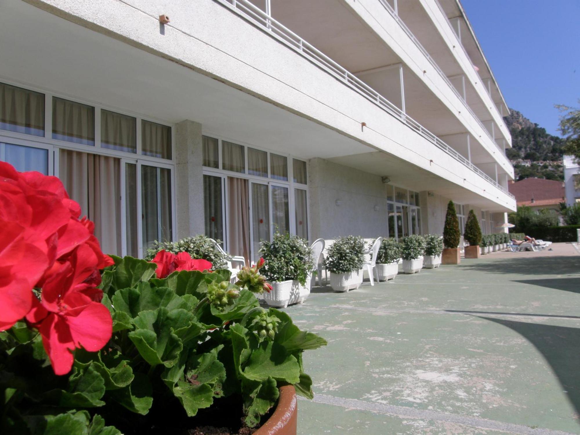 Apartamentos Miami ลาเอสตาร์ติต ภายนอก รูปภาพ