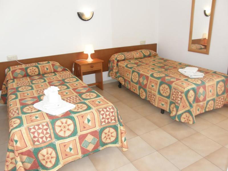 Apartamentos Miami ลาเอสตาร์ติต ภายนอก รูปภาพ